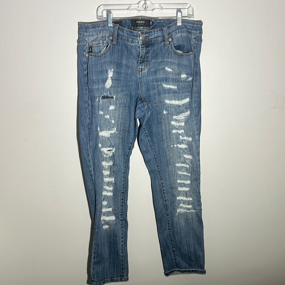 Torrid Boyfriend Distressed Denim Jeans Women's size 16